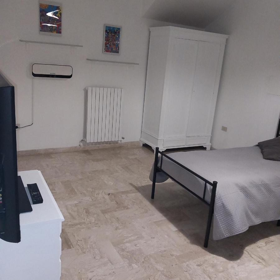 Wendy House Apartament Bari Exterior foto